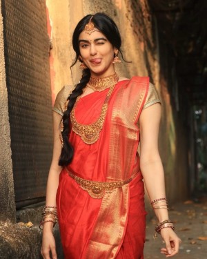 Adah Sharma (aka) Adah