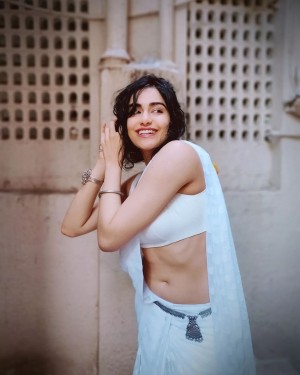 Adah Sharma (aka) Adah