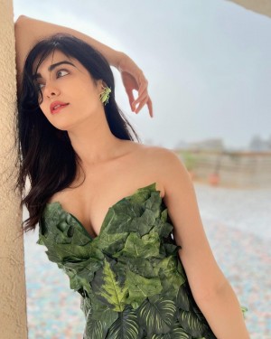 Adah Sharma (aka) Adah