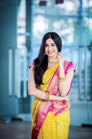 Adah Sharma (aka) Adah