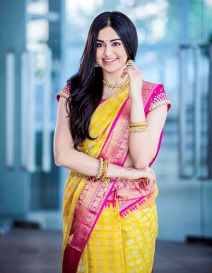 Adah Sharma (aka) Adah