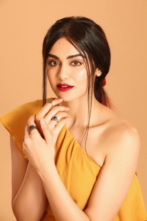 Adah Sharma (aka) Adah