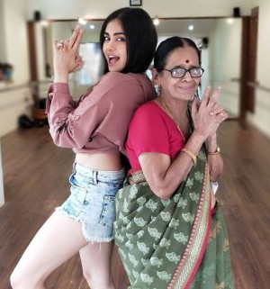 Adah Sharma (aka) Adah