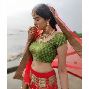 Adah Sharma (aka) Adah