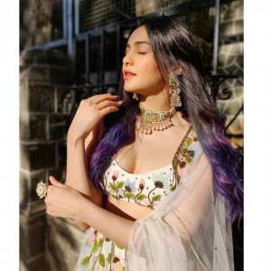 Adah Sharma (aka) Adah