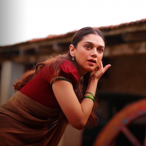 Aditi Rao Hydari (aka) AditiRaoHydari