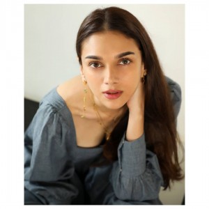 Aditi Rao Hydari (aka) AditiRaoHydari