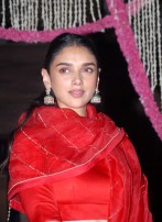 Aditi Rao Hydari (aka) AditiRaoHydari