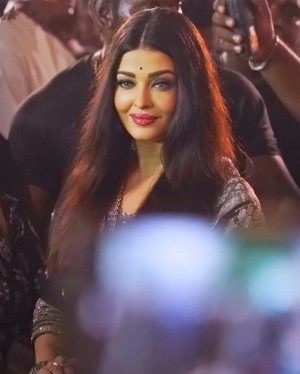 Aishwarya Rai (aka) AishwaryaRaiBachchan