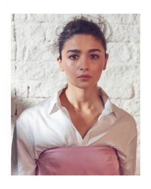 Alia Bhatt (aka) AliaBhatt