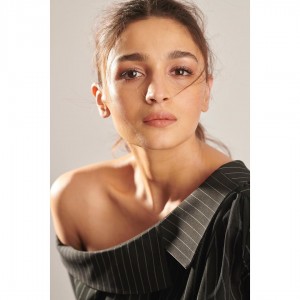 Alia Bhatt (aka) AliaBhatt