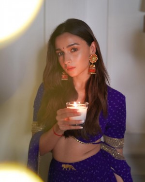 Alia Bhatt (aka) AliaBhatt