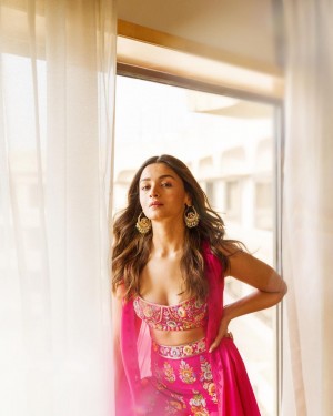 Alia Bhatt (aka) AliaBhatt