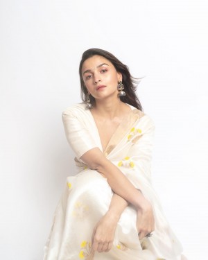 Alia Bhatt (aka) AliaBhatt