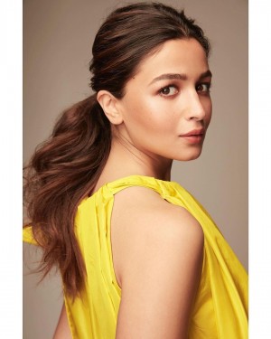 Alia Bhatt (aka) AliaBhatt