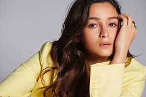 Alia Bhatt (aka) AliaBhatt