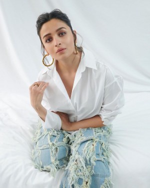 Alia Bhatt (aka) AliaBhatt