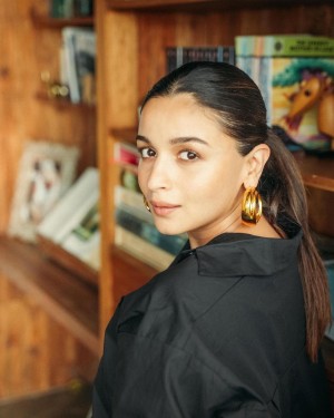 Alia Bhatt (aka) AliaBhatt