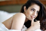 Ameesha Patel (aka) Amesha Patel