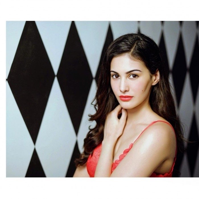 Amyra Dastur Aka Amyra Photos Stills And Images 7643