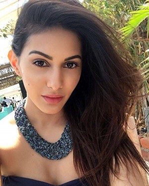 Amyra Dastur (aka) Amyra