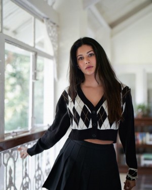 Amyra Dastur (aka) Amyra