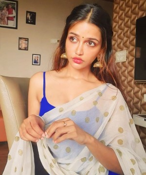 Anaika Soti (aka) Anaikaa Soti