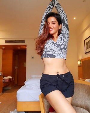 Anaika Soti (aka) Anaikaa Soti