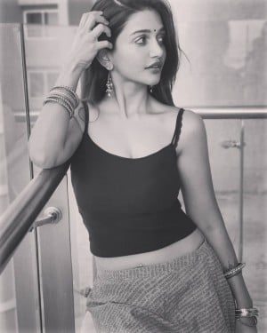 Anaika Soti (aka) Anaikaa Soti