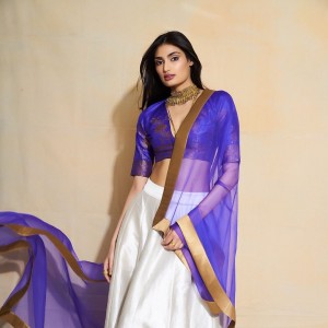 Athiya Shetty (aka) AthiyaShetty