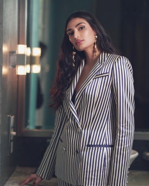 Athiya Shetty (aka) AthiyaShetty