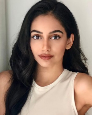 Banita Sandhu (aka) Banita Sandu