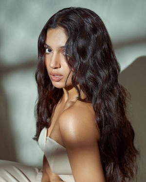 Bhumi Pednekar (aka) Bhumii Pednekar