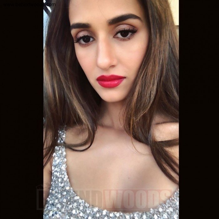 Disha Patani (aka) Disha photos stills & images