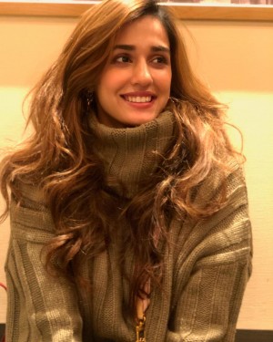 Disha Patani (aka) Disha