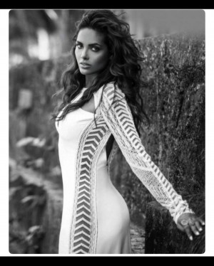 Esha Gupta (aka) EshaGupta