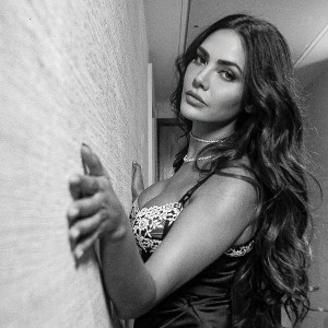 Esha Gupta (aka) EshaGupta