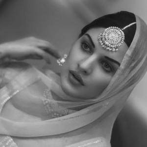 Himanshi Khurana (aka) Himanshi Khuranaa