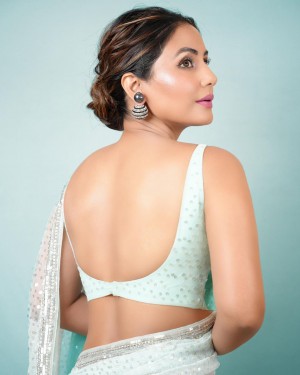 Hina Khan (aka) Hina