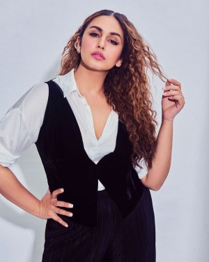 Huma Qureshi (aka) Humaa Qureshii