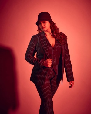 Huma Qureshi (aka) Humaa Qureshii