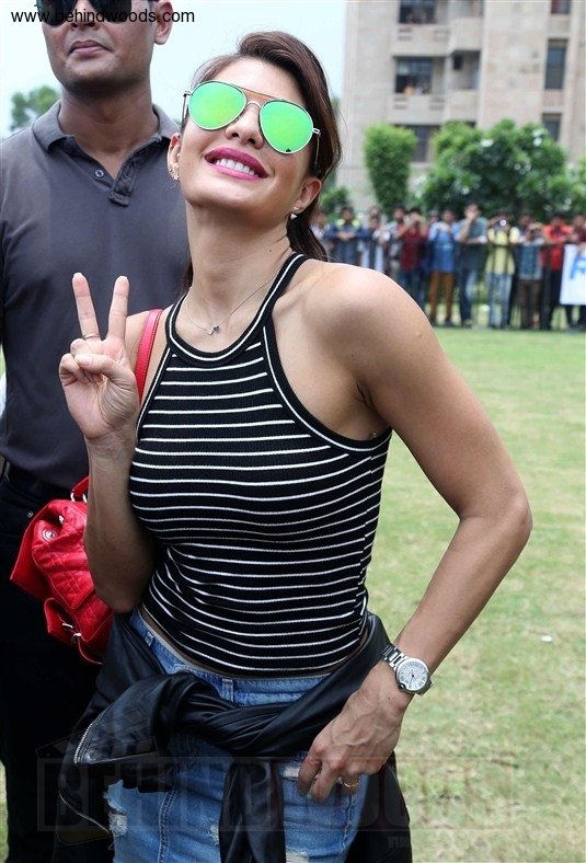 chic funky hipster sunglasses Favim.com 2393137 - Jacqueline Fernandez  photo (38777829) - fanpop