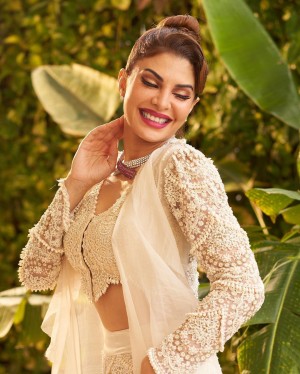 Jacqueline Fernandez (aka) Jacqueline