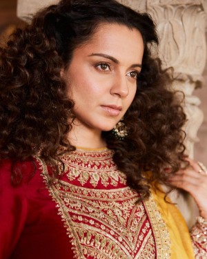 Kangana Ranaut (aka) Kangana