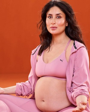 Kareena Kapoor (aka) Kareena Kapur