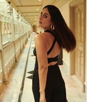 Kareena Kapoor (aka) Kareena Kapur