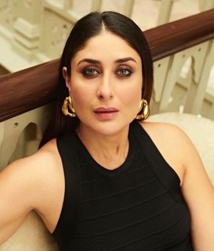 Kareena Kapoor (aka) Kareena Kapur