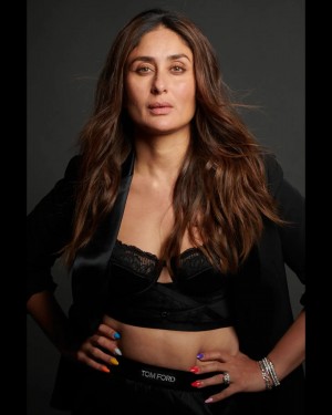 Kareena Kapoor (aka) Kareena Kapur