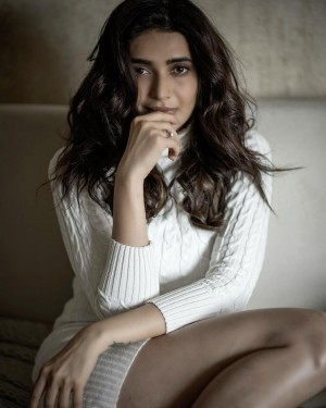 Karishma Tanna (aka) KarishmaTanna