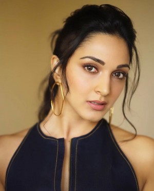 Kiara Advani (aka) Kiara Advanai